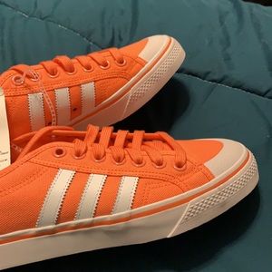 Adidas Nizza, NWT, 10 (women's), coral sneakers